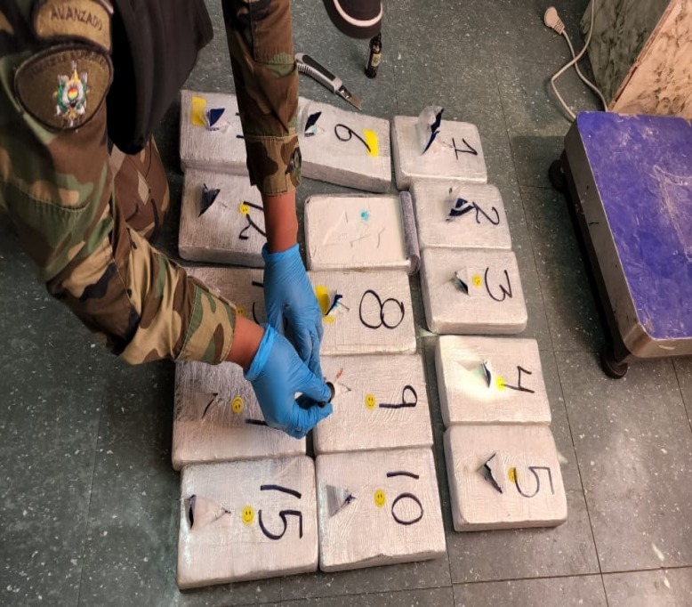 Operativo Bolivia-Perú secuestra más de 2 toneladas de droga y aprehende a 82 personas en 45 días
