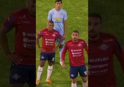 Tenso partido ayer entre Wilstermann 🆚 Bolívar 💥🔥 #tigosportsbolivia #copatigo #tension #pelea