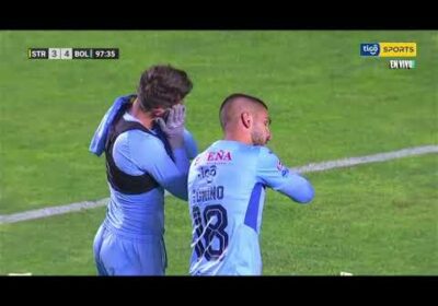 ¡Gol de Bolívar! Patricio Rodríguez conecta de cabeza para anotar el cuarto gol académico