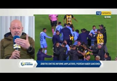 Carlos Zago, DT. de Bolívar, analiza el arbitraje del clásico de anoche.