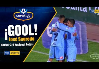 ¡Gol de Bolívar! José Sagredo conecta de cabeza para anotar el tercer gol académico.