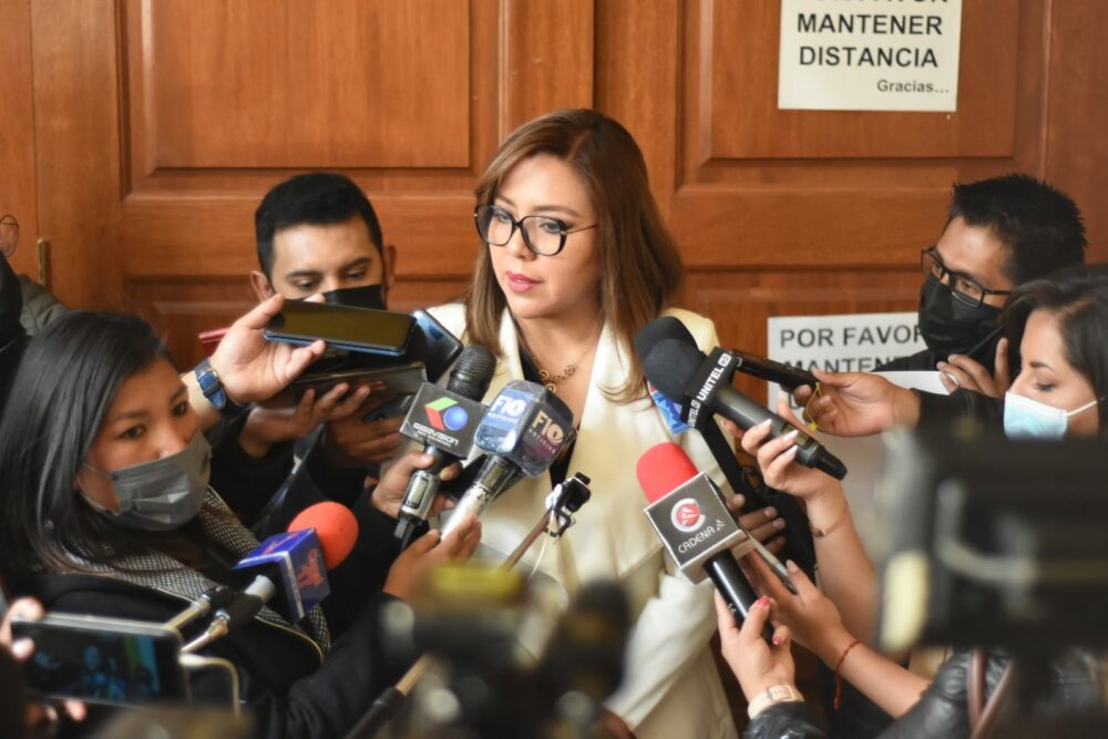 Viceministra resalta labor del periodista para luchar contra la desinformación en tiempos de pandemia