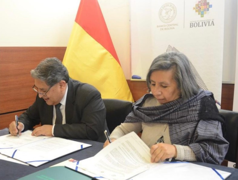 El BCB y CIDES-UMSA suscriben convenio de cooperación técnica interbibliotecaria