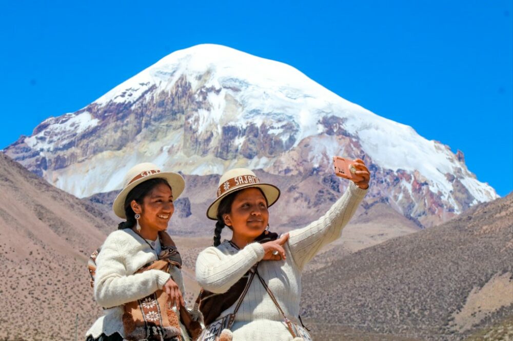 El Parque Nacional Sajama cuenta con una nueva radio base de Entel. (Foto: Entel).