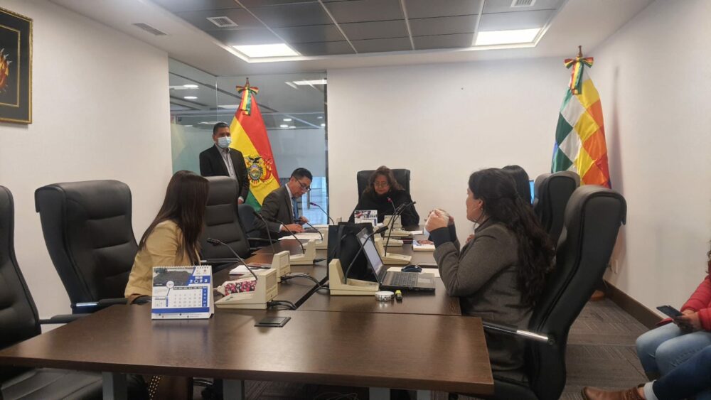 Por tercera vez reprograman informe oral del gobernador de La Paz