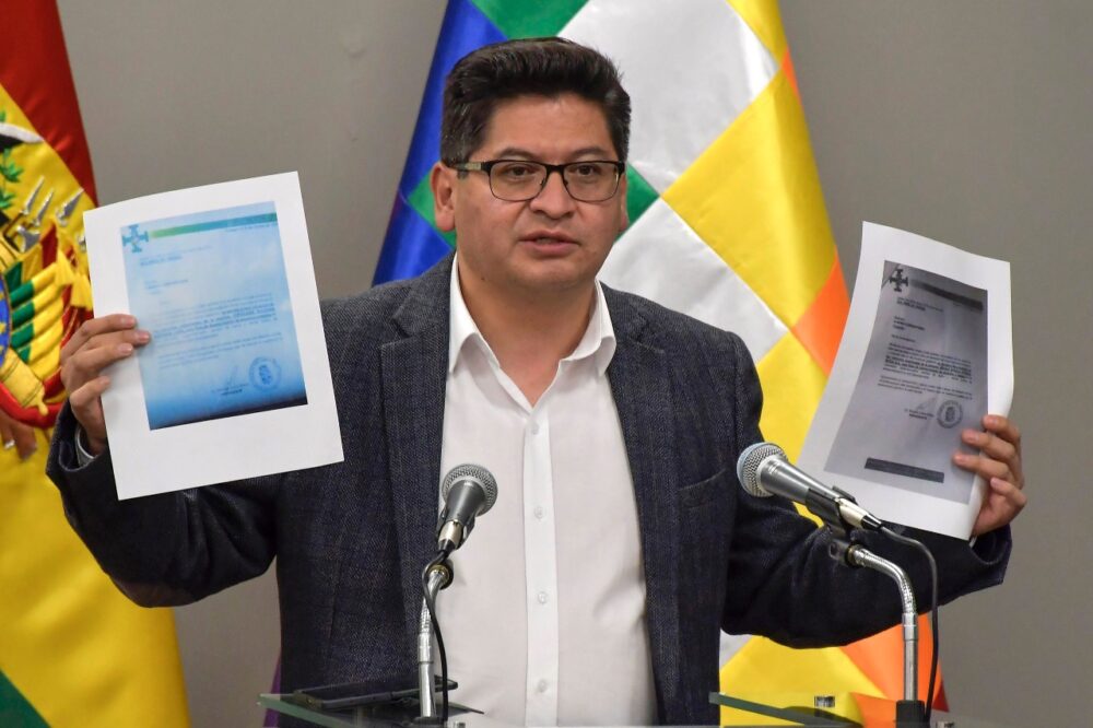 Montenegro responde a la Cainco y le recuerda que en 2019 consideró al golpe de Estado como una inversión