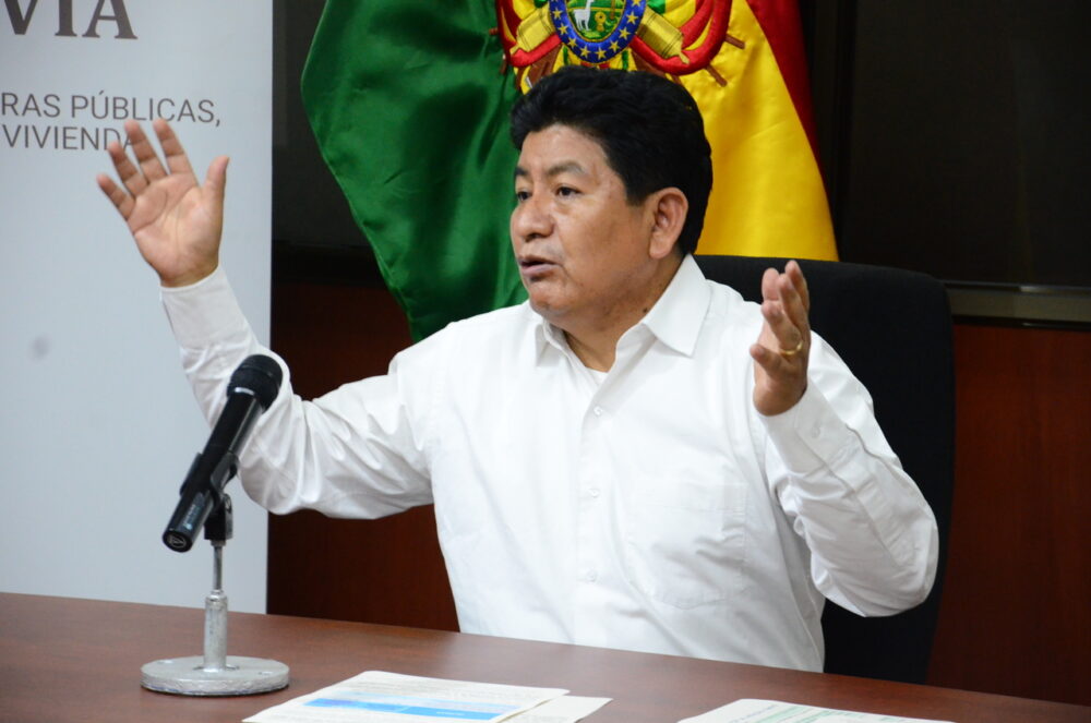 Ministro advierte que el paro cívico en Santa Cruz puede desbordarse y generar un mayor conflicto social
