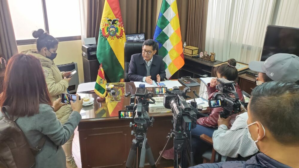 Pary denuncia que paro vulnerará el derecho a la educación de los estudiantes de Santa Cruz