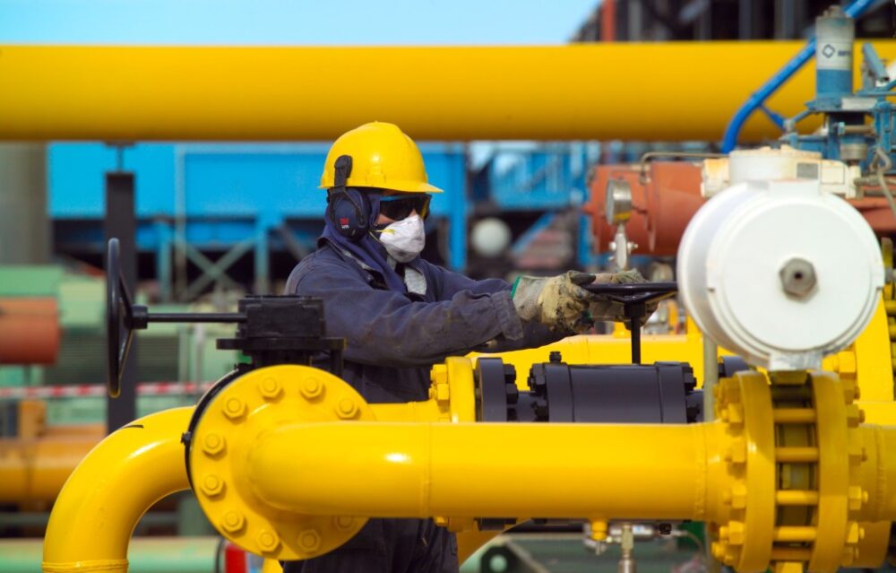 Gobierno garantiza provisión y subvención del gas para el sector industrial