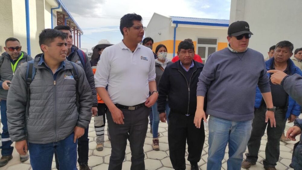 Inspección al hospital de Challapata devela falencias, Alcaldía compromete agilizar trabajos para su apertura