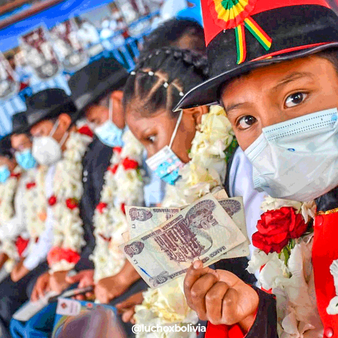 Presidente resalta que el Gobierno garantiza el pago del Bono Juancito Pinto