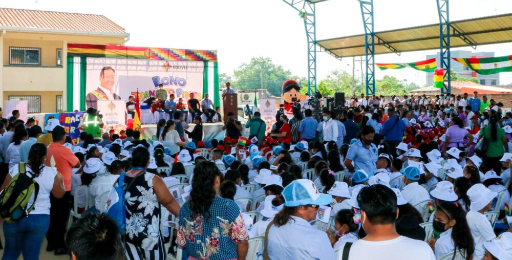 Entel contribuye con Bs 47,5 millones al pago del Bono Juancito Pinto