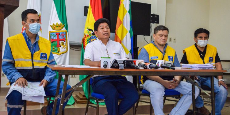 Montaño saluda apoyo de la SIB para la construcción de la carretera Las Cruces – Buena Vista 