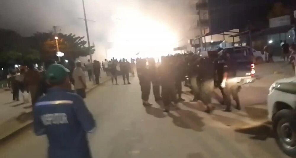 Presidente Arce condena la violencia en Puerto Quijarro que dejó un fallecido y pide sancionar a los responsables