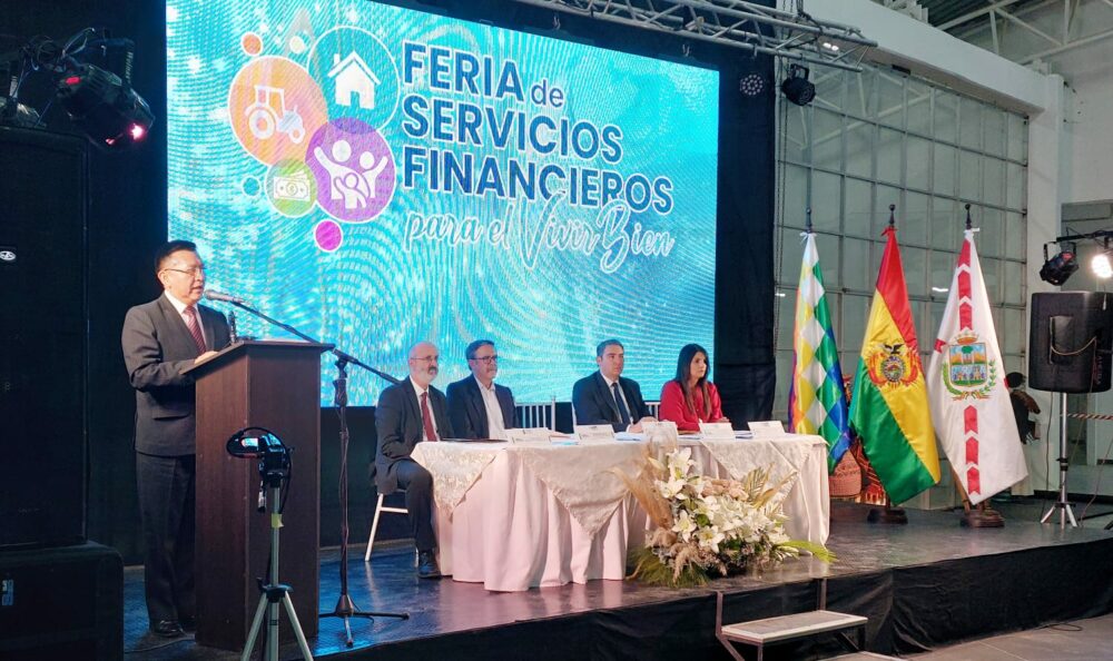 Más de 30 entidades participan de la Feria de Servicios Financieros en Sucre