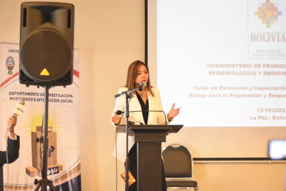 Viceministra resalta labor del periodista para luchar contra la desinformación en tiempos de pandemia