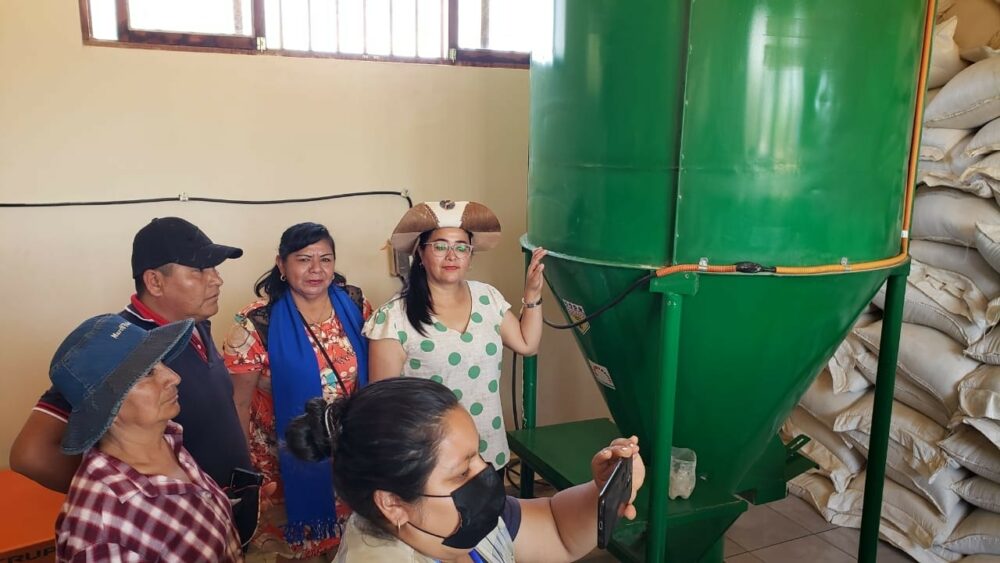 Gobierno entrega infraestructura productiva valuada en más de Bs 1 millón en Boyuibe 