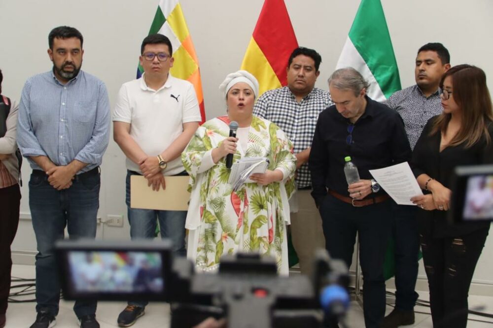 Ministra Prada: Camacho prioriza lo que mejor sabe hacer, confrontar