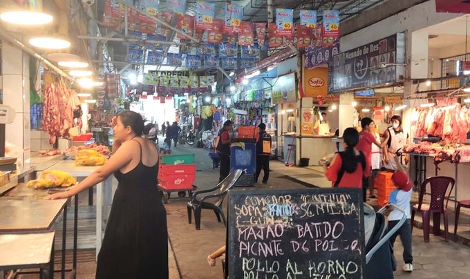 Los mercados funcionan con normalidad en la ciudad de Santa Cruz. (Foto: Btv).