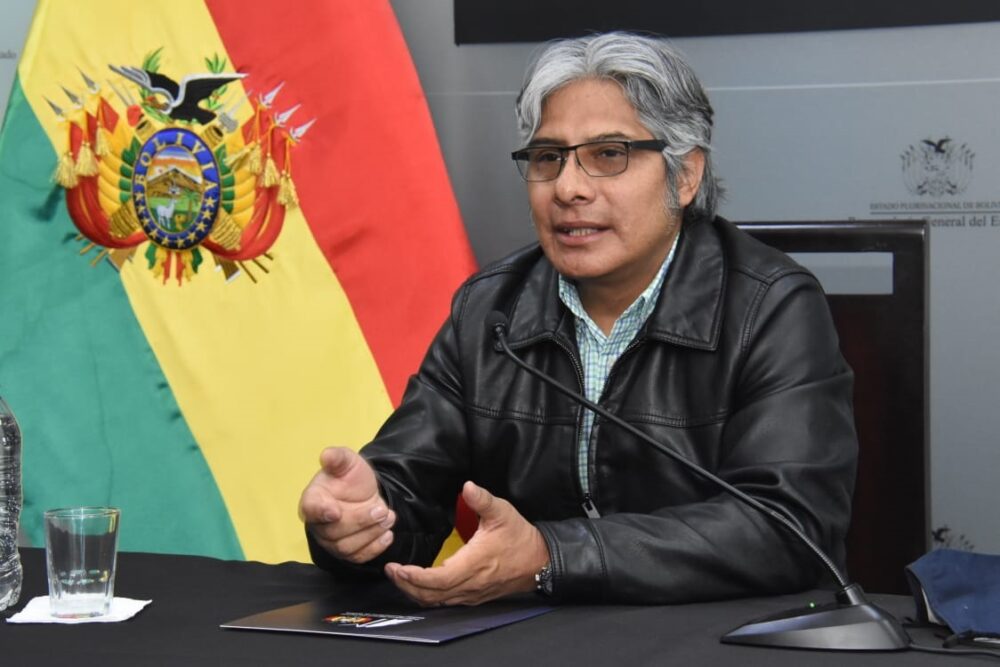 Procuraduría: Extradición del exministro López y del excomandante de la Policía Calderón está en proceso