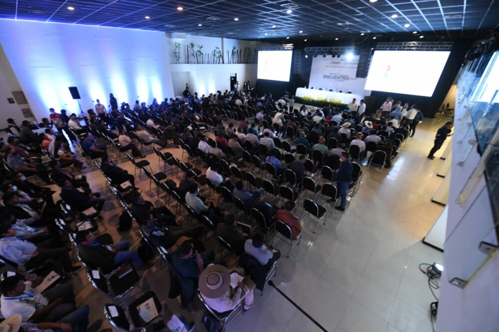 Cuestionan “intransigencia” de representantes cruceños que se niegan a resolver el conflicto del Censo