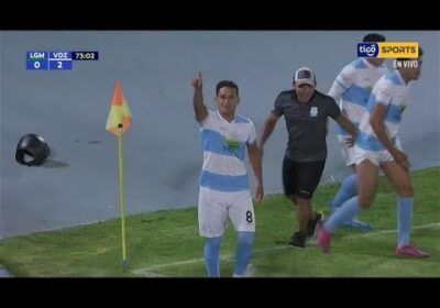 ¡Gol de Vaca Diez! Pedro Taborga sacó el disparo a larga distancia para ampliar la ventaja