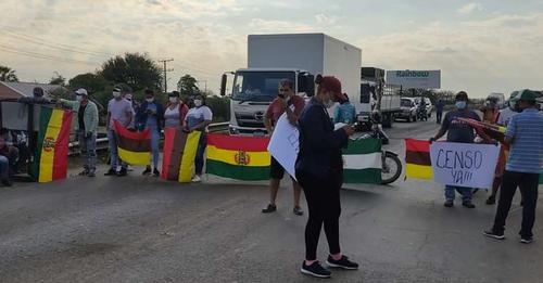 Avicultores revelan que gestionaron con el comité trabajar en medio del bloqueo