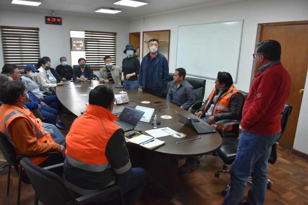 Comisión china verifica capacidad de producción de Colquiri y Bolívar como paso previo al emplazamiento de la Refinería de Zinc