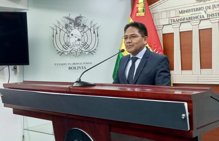 Defensa del Consumidor anuncia procesos contra supermercados que incurrieron en “agio” en la venta de carne de pollo y res