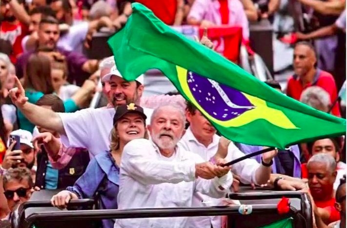 Arce y Lula reafirman lazos de amistad y comprometen trabajo conjunto por el progreso