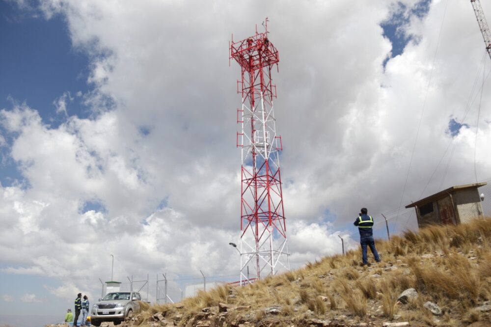 Cochabamba: Elfec Concluye Construcción De Torre De Telecomunicación En ...