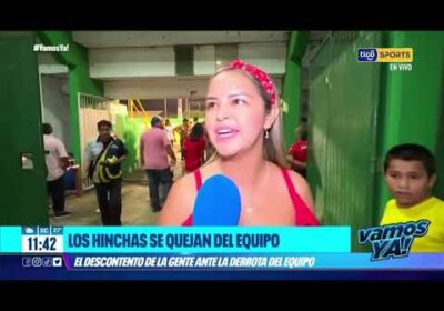 Los hinchas se quejan. El descontento de la gente ante la derrota del equipo.