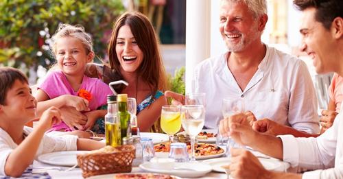 Generaciones: quiénes son los millennials, centennials, la generación X, los baby boomers y los 'silent'