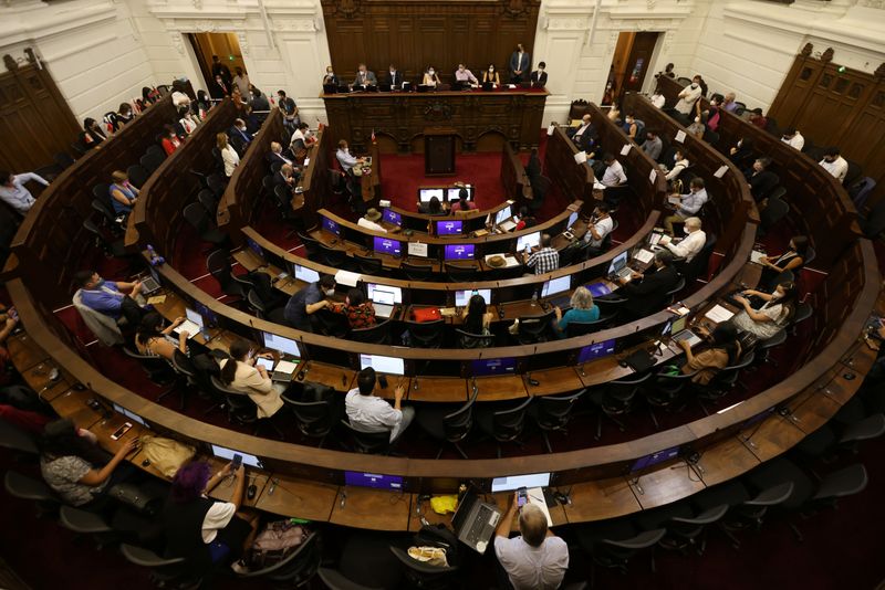 Imagen de archivo de una reunión de la Convención Constitucional en Santiago, Chile. 15 febrero 2022. REUTERS/Iván Alvarado