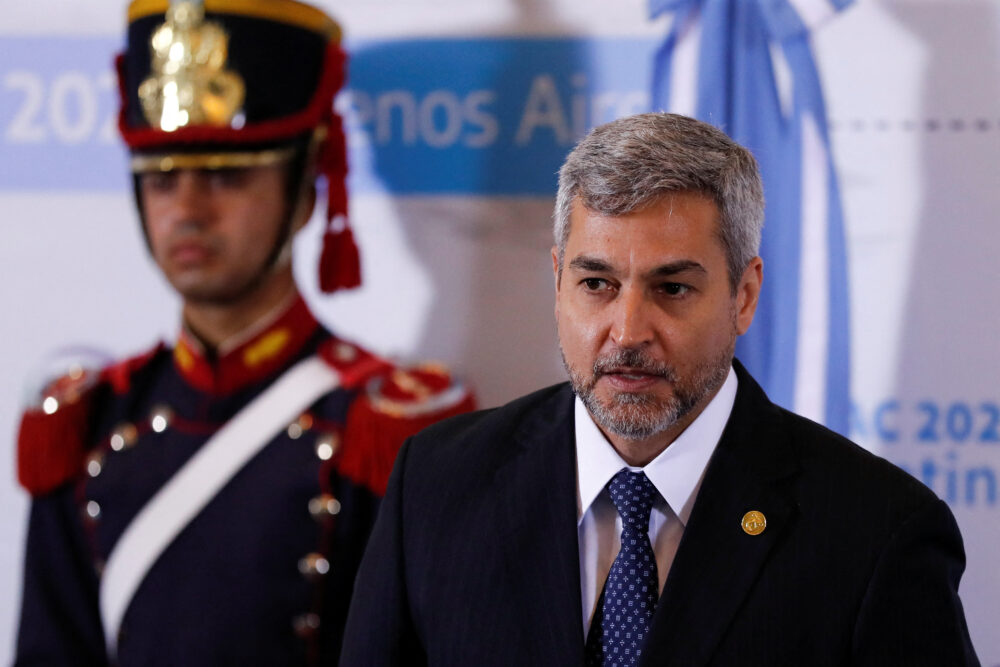 El presidente de Paraguay Mario Abdo Benítez durante la cumbre de la CELAC en Buenos Aires. Allí cuestionó la falta de atención que se le da a los millones de venezolanos que abandonaron su país a instancias de la dictadura chavista (Reuters)