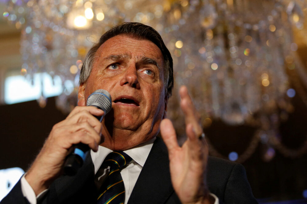 El ex presidente de Brasil Jair Bolsonaro expresó hace unos días desde Miami que “el norte de un país lo marca la economía” y no se siente “optimista” con el futuro económico brasileño por las medidas tomadas por el Gobierno del presidente Luiz Inácio Lula Da Silva en su primer mes en el poder. (REUTERS)