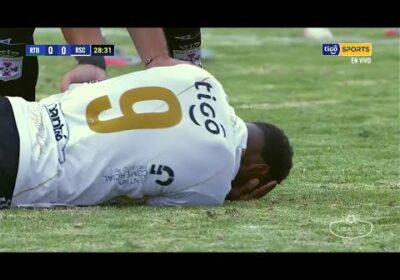 ¡Tremendo golpe! Duro choque entre el guardameta de Real Tomayapo, Pedro Galindo, y Efmamj González