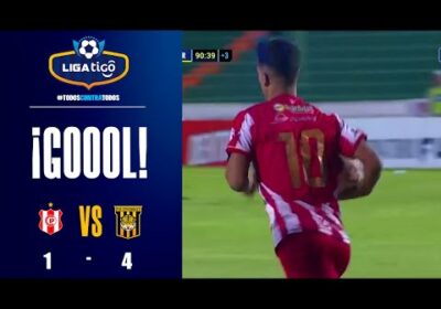 90’ ¡Gol de Independiente Petrolero! Thomaz Santos anota desde el punto penal.