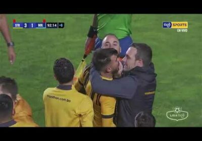 ¡Momento tenso en el clásico! Bryan Bentaberry y Enrique Triverio fueron expulsados del partido.