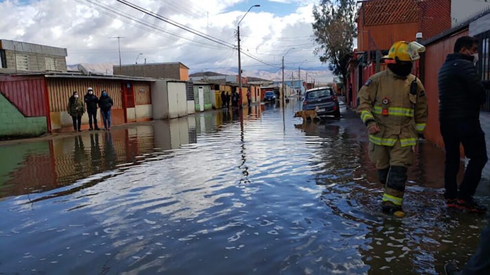 Las lluvias han dejado cientos de damnificados, viviendas anegadas y cortes en las rutas.
