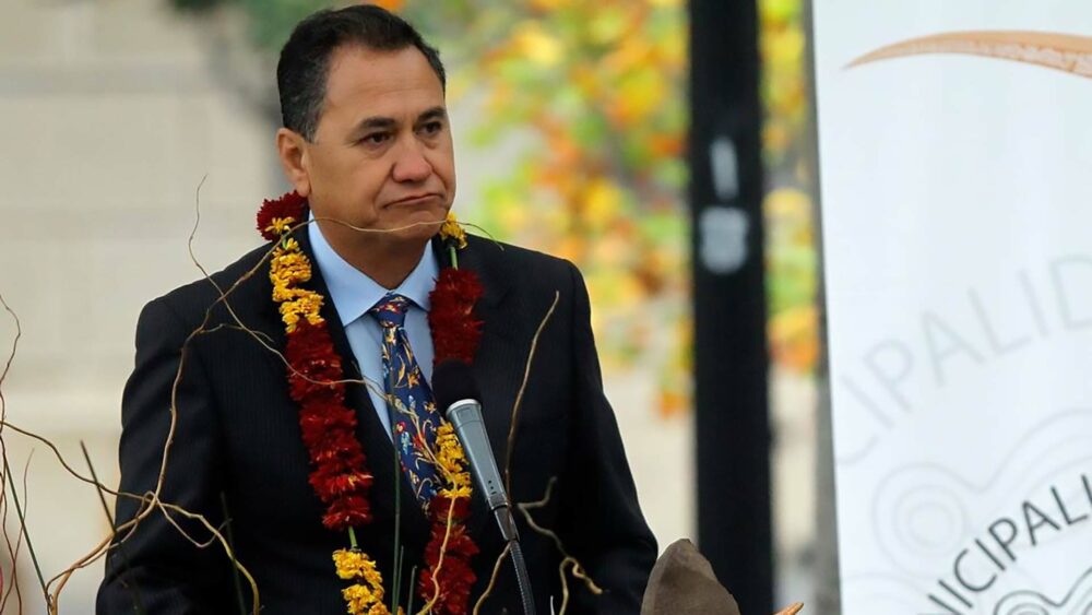 Pedro Edmunds Paoa, alcalde de Rapa Nui (Isla de Pascua).