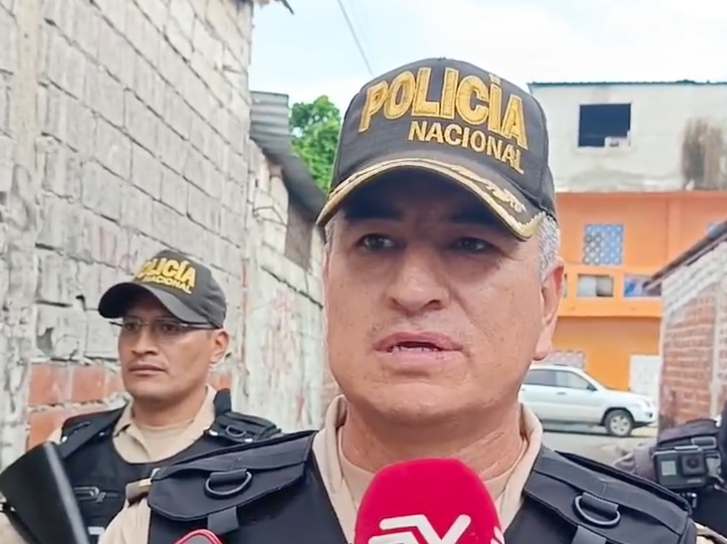 El coronel Fabary Montalvo informó sobre la operación de rescate que tomó cuatro horas.