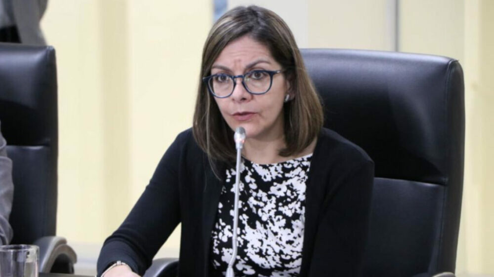 La ex ministra de Salud de Ecuador, Ximena Garzón, lideró la vacunación anticovid en el país.