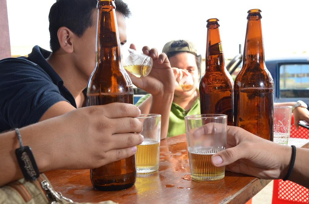 Desde el viernes 3, hasta el lunes 6 de febrero, los ecuatorianos no podrán vender o consumir bebidas alcohólicas por la jornada electoral del próximo domingo.