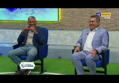 Debate caliente 🔥en la cancha de #LaboratorioaFútbol 🔬 entre nuestros panelistas