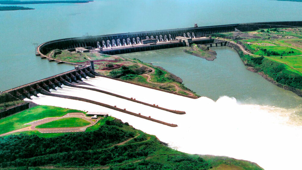 La central hidroeléctrica binacional Itaipú