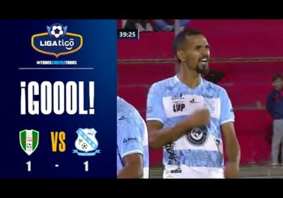 🏆¡Gol de Vaca Díez! Fininho apareció para ganar de cabeza y tras un rebote anotar el empate.