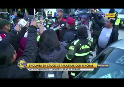 🚨Enoumba en cruce de palabras con hinchas. No soporto que lo increpen tras el empate.