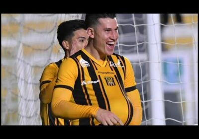 ¡Final del primer tiempo! The Strongest está venciendo en el Siles con gol de Eugenio Isnaldo.