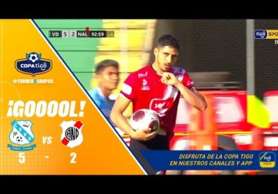 90’ ¡Gol de Nacional Potosí! Martín Chatti aprovecha un error del guardameta y descuenta el marcador